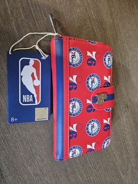 Loungefly NBA Philadelphia 76ers Red & Blue Zip Wallet